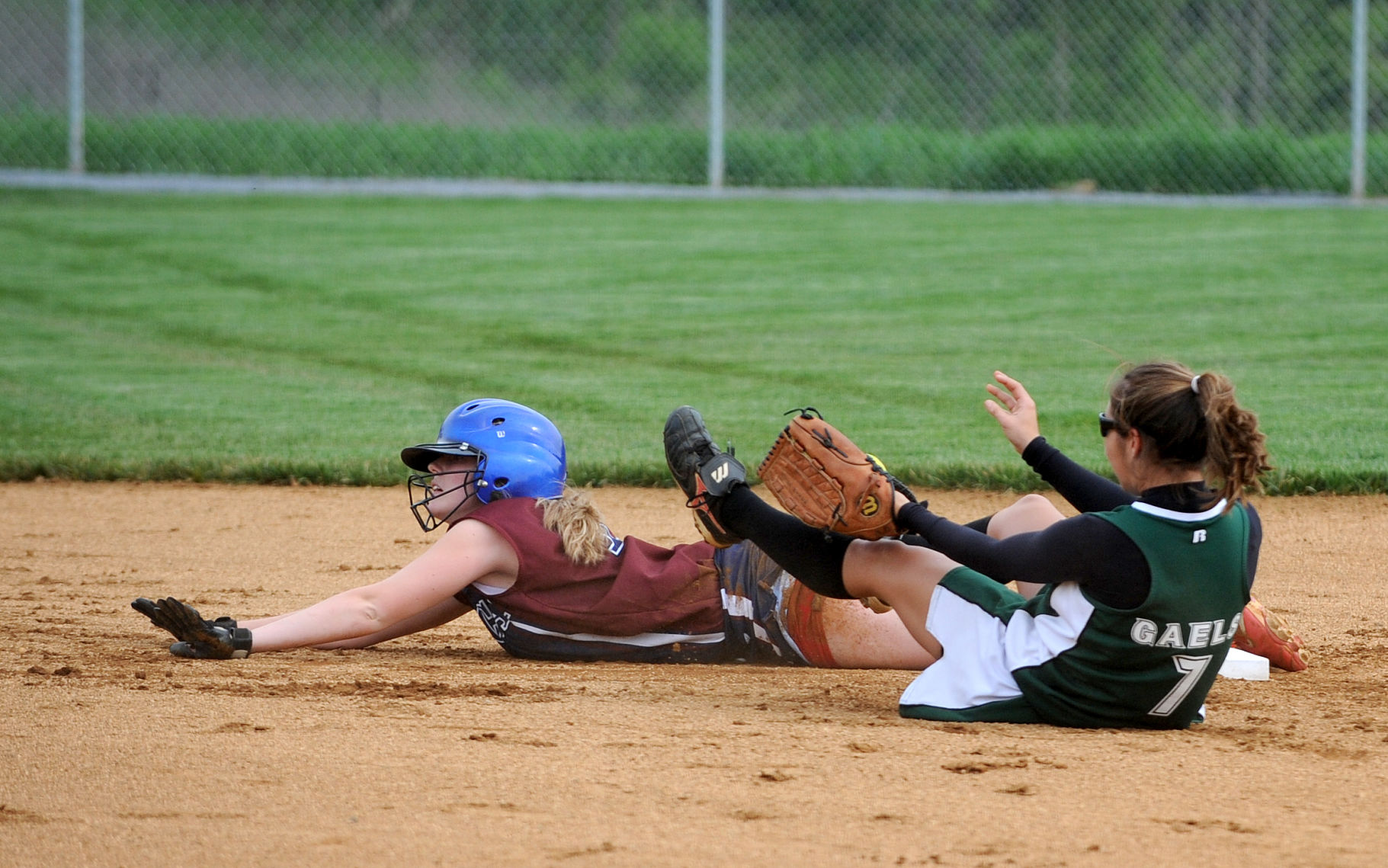 5-1 holy cross lca softball 2.jpg